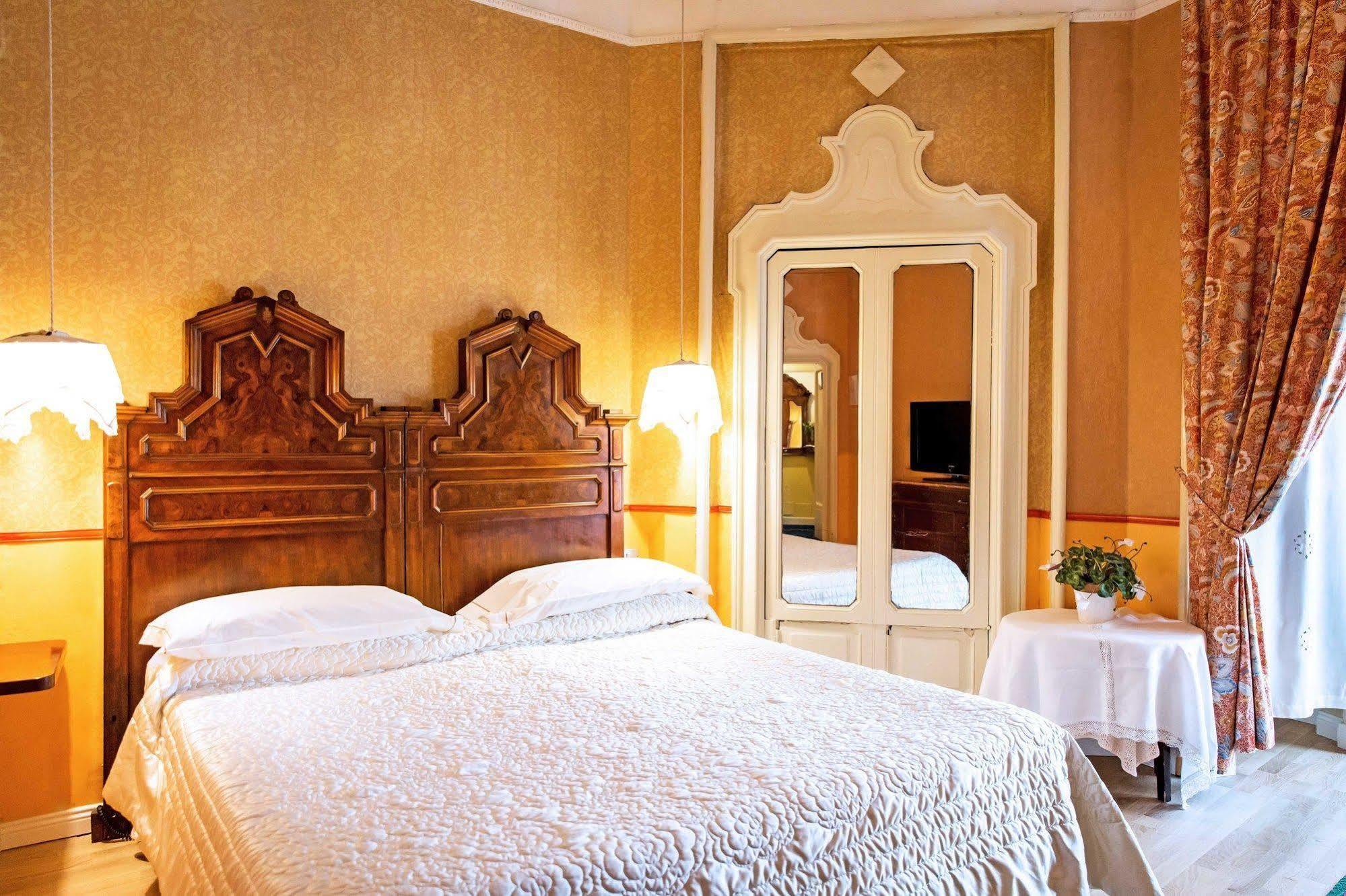 Antica Locanda Solferino Milán Exteriér fotografie